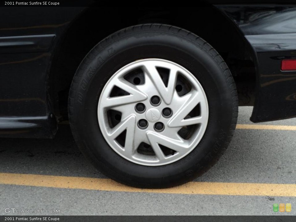 2001 Pontiac Sunfire Wheels and Tires