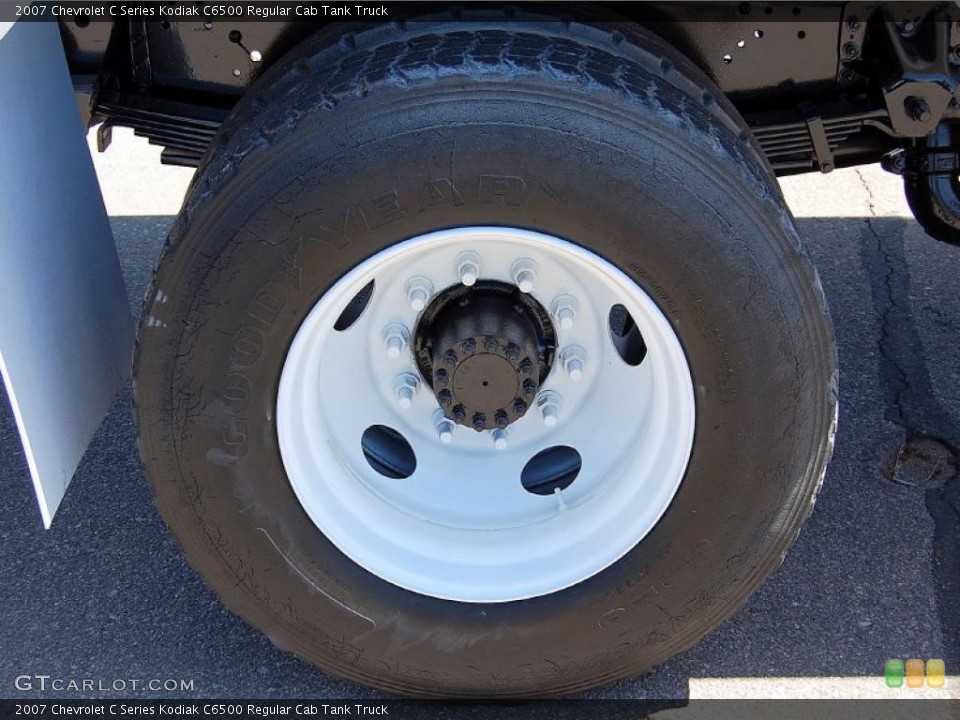2007 Chevrolet C Series Kodiak C6500 Regular Cab Tank Truck Wheel and Tire Photo #48705352