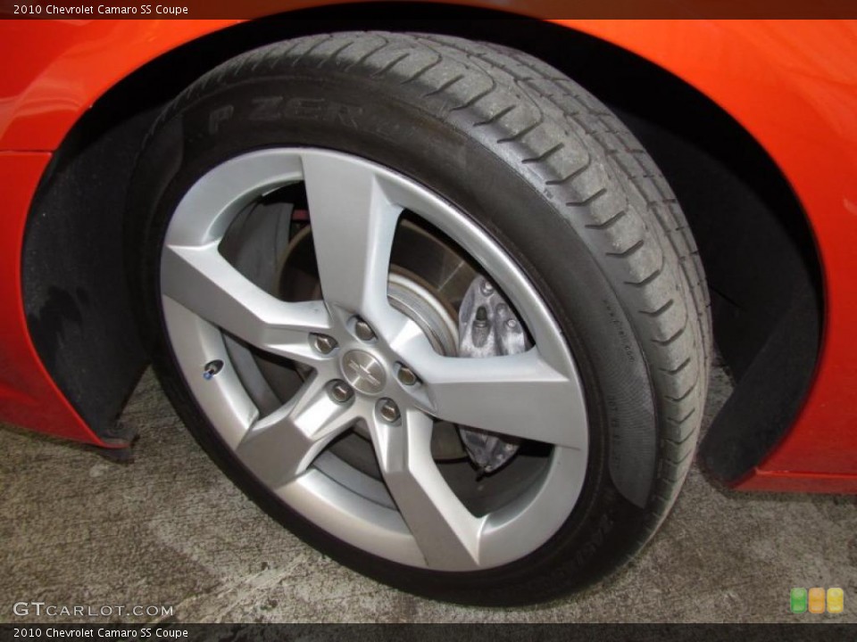 2010 Chevrolet Camaro SS Coupe Wheel and Tire Photo #48706918