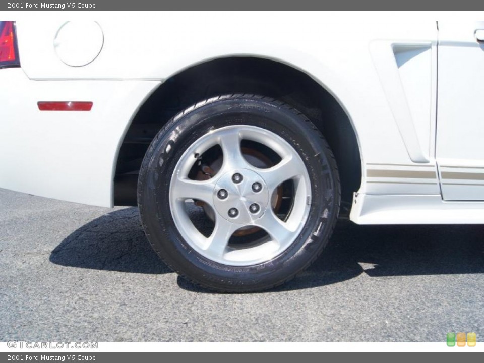 2001 Ford Mustang V6 Coupe Wheel and Tire Photo #48741408