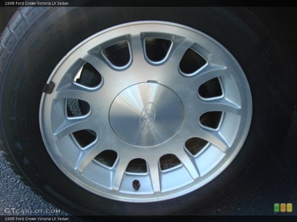 1998 Ford Crown Victoria LX Sedan Wheel and Tire Photo #48744102