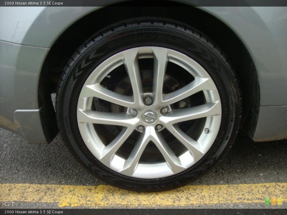 2009 Nissan Altima 3.5 SE Coupe Wheel and Tire Photo #48779961