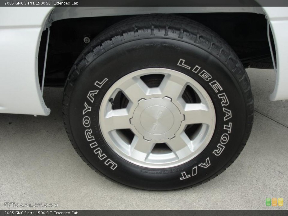 2005 GMC Sierra 1500 SLT Extended Cab Wheel and Tire Photo #48807897