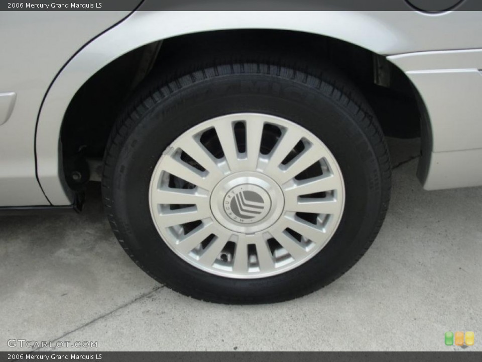 2006 Mercury Grand Marquis LS Wheel and Tire Photo #48809534