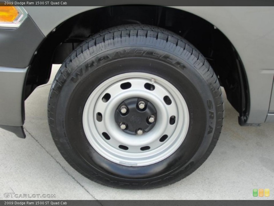 2009 Dodge Ram 1500 ST Quad Cab Wheel and Tire Photo #48813048