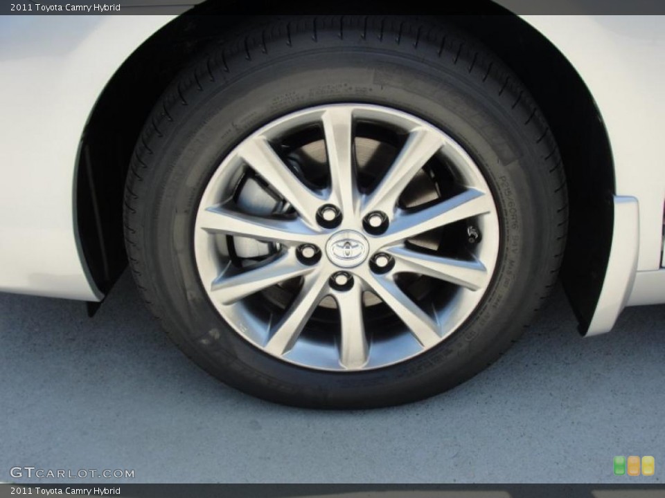 2011 Toyota Camry Hybrid Wheel and Tire Photo #48823584
