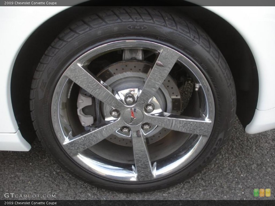 2009 Chevrolet Corvette Coupe Wheel and Tire Photo #48840966