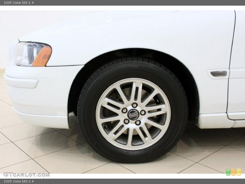 2005 Volvo S60 Wheels and Tires