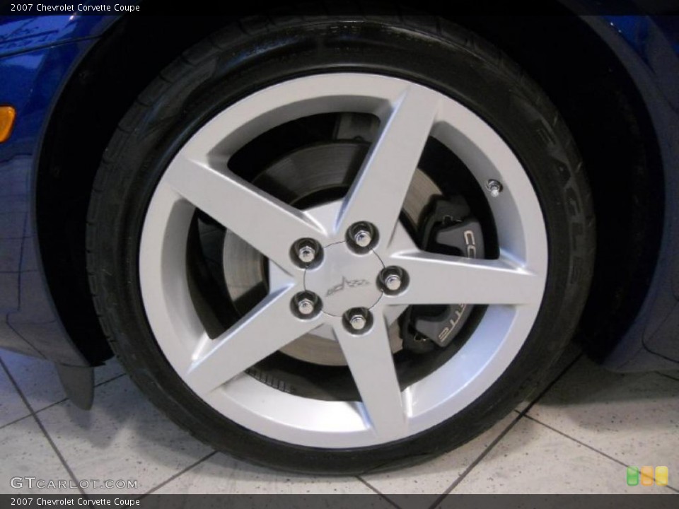 2007 Chevrolet Corvette Coupe Wheel and Tire Photo #48909504