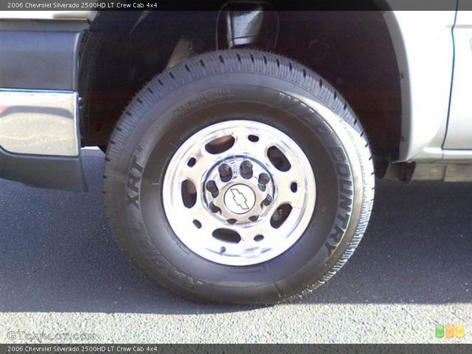 2006 Chevrolet Silverado 2500HD LT Crew Cab 4x4 Wheel and Tire Photo #48933292