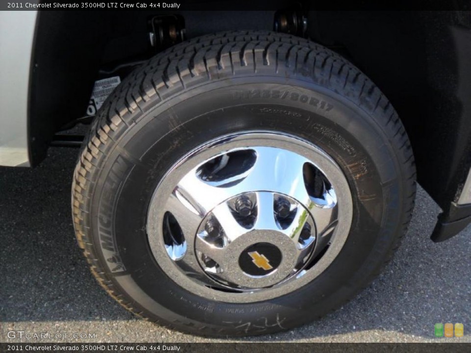 2011 Chevrolet Silverado 3500HD LTZ Crew Cab 4x4 Dually Wheel and Tire Photo #49075967
