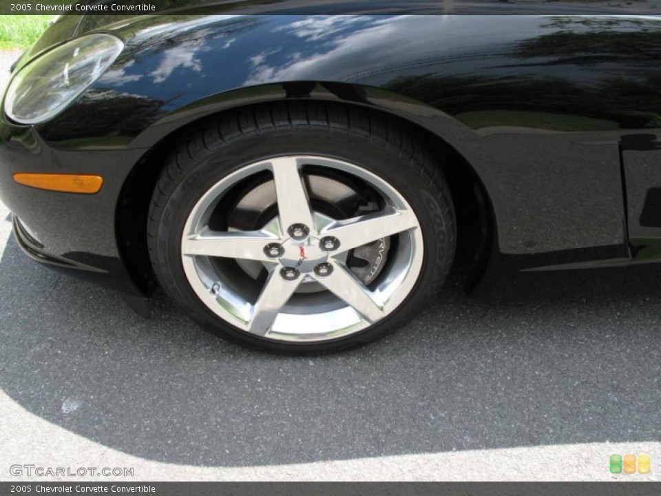2005 Chevrolet Corvette Convertible Wheel and Tire Photo #49078400