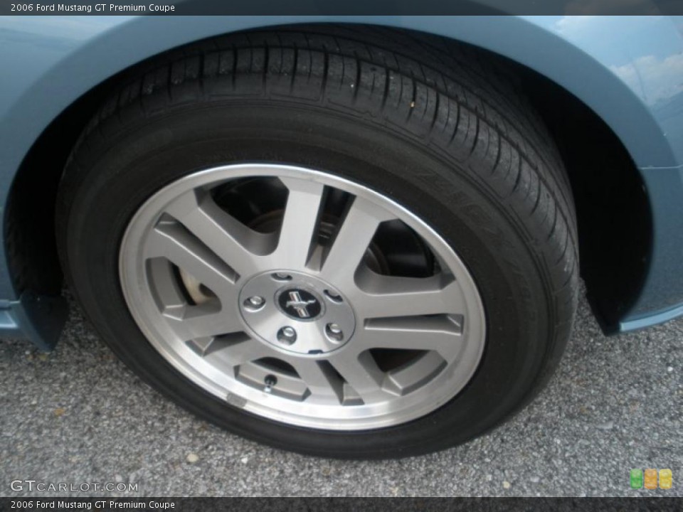 2006 Ford Mustang GT Premium Coupe Wheel and Tire Photo #49121768