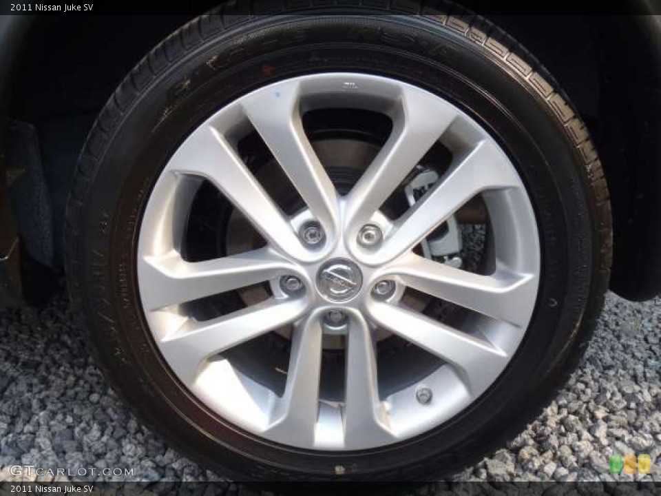 2011 Nissan Juke SV Wheel and Tire Photo #49196777