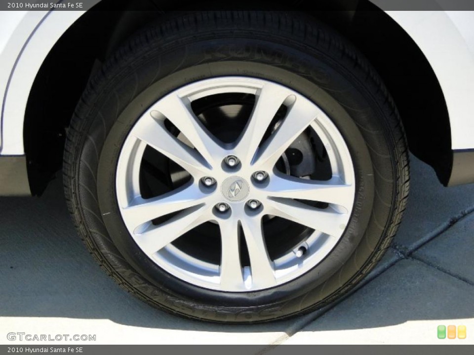 2010 Hyundai Santa Fe SE Wheel and Tire Photo #49203827