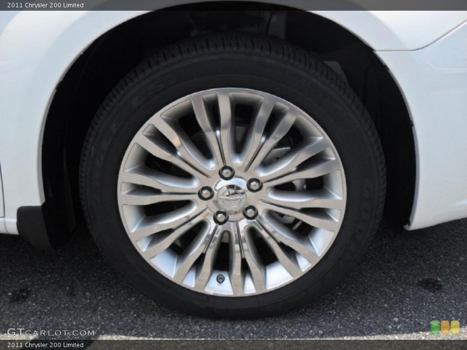 2011 Chrysler 200 Limited Wheel and Tire Photo #49209651