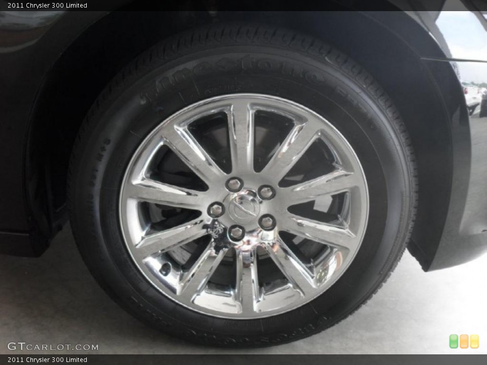 2011 Chrysler 300 Limited Wheel and Tire Photo #49304649