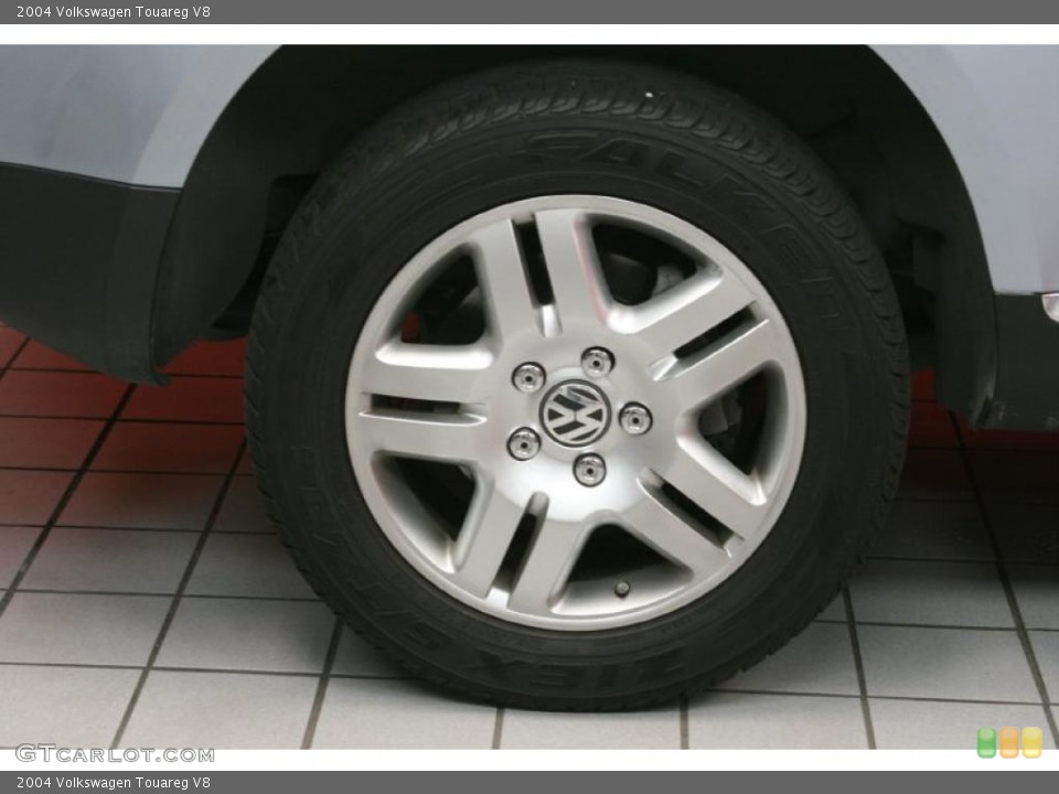 2004 Volkswagen Touareg V8 Wheel and Tire Photo #49309788