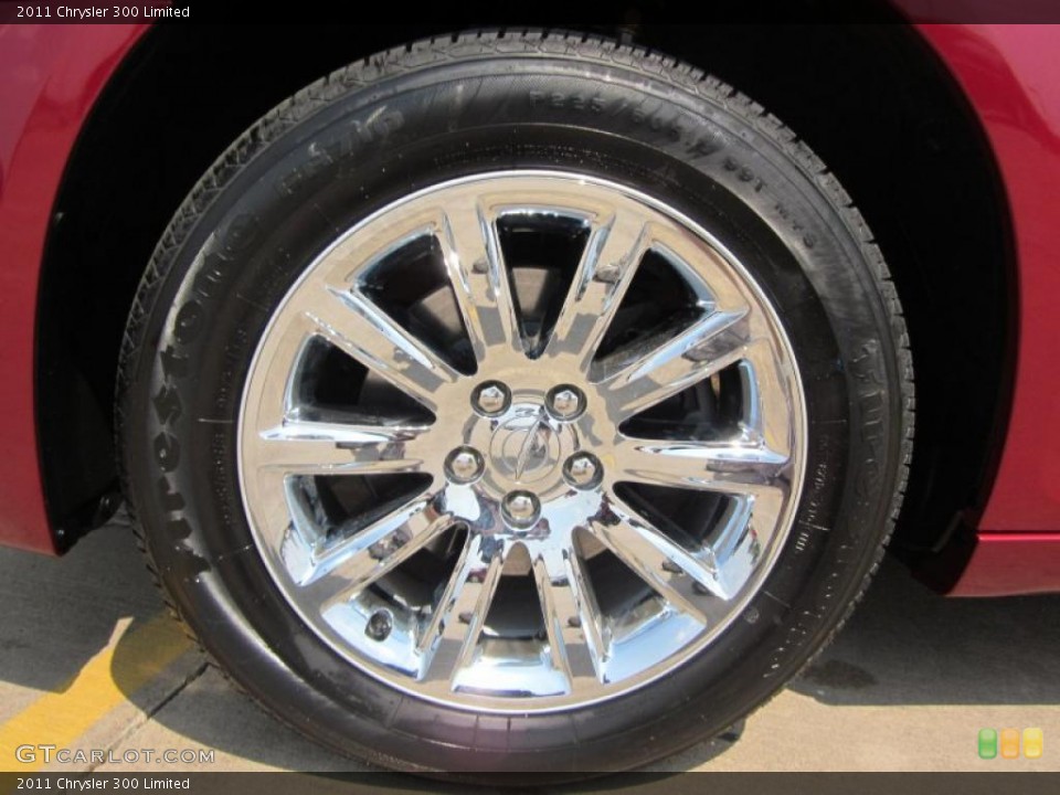 2011 Chrysler 300 Limited Wheel and Tire Photo #49402664