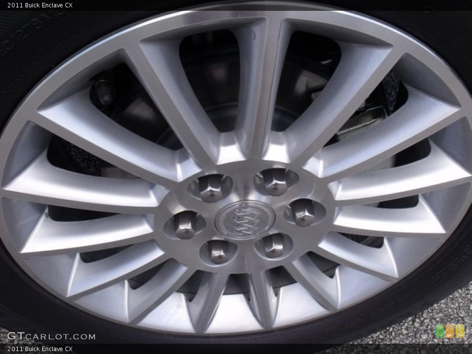 2011 Buick Enclave CX Wheel and Tire Photo #49421836