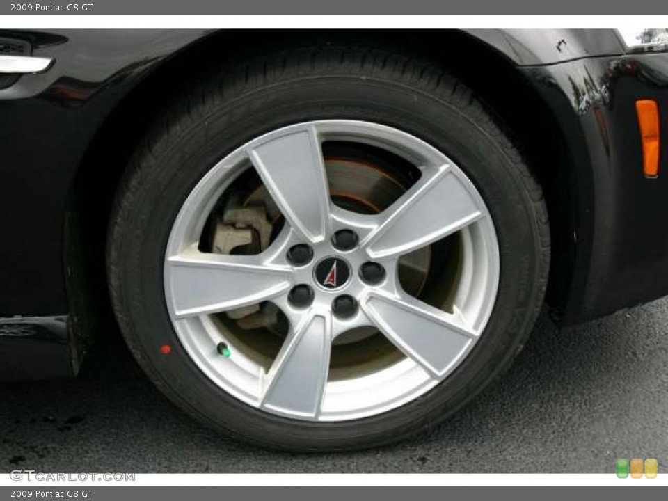 2009 Pontiac G8 GT Wheel and Tire Photo #49430233