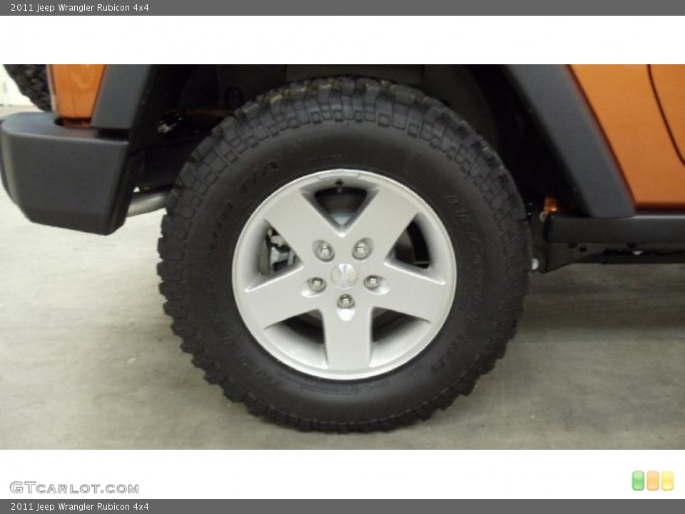 2011 Jeep Wrangler Rubicon 4x4 Wheel and Tire Photo #49500885