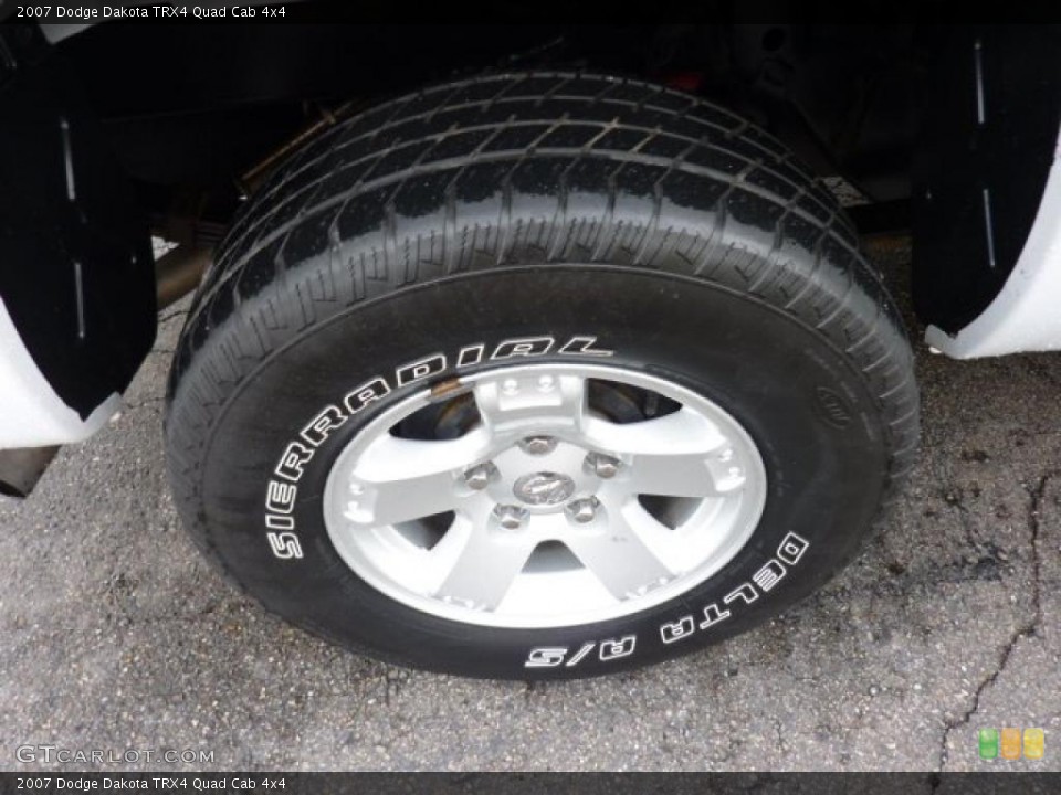 2007 Dodge Dakota TRX4 Quad Cab 4x4 Wheel and Tire Photo #49517663