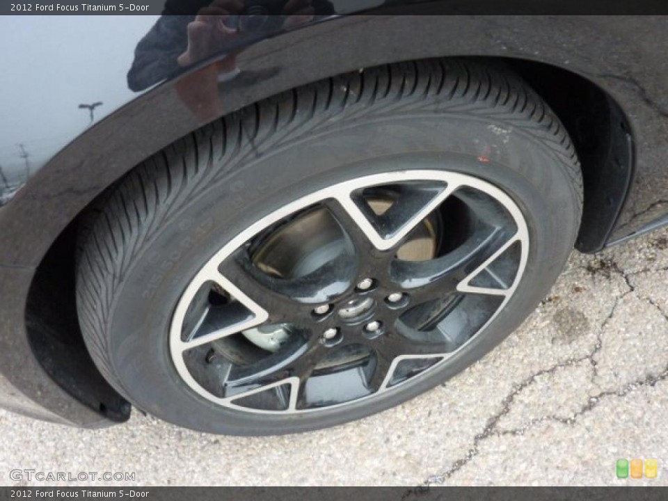 2012 Ford Focus Titanium 5-Door Wheel and Tire Photo #49619230
