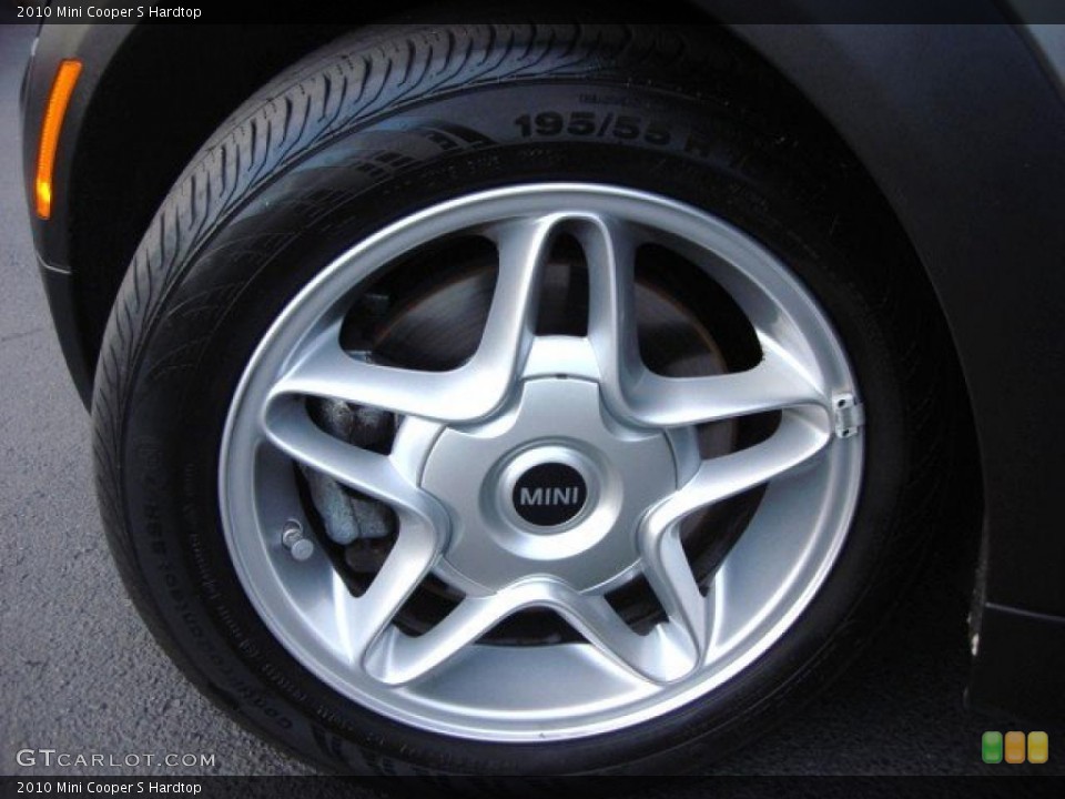 2010 Mini Cooper S Hardtop Wheel and Tire Photo #49621408