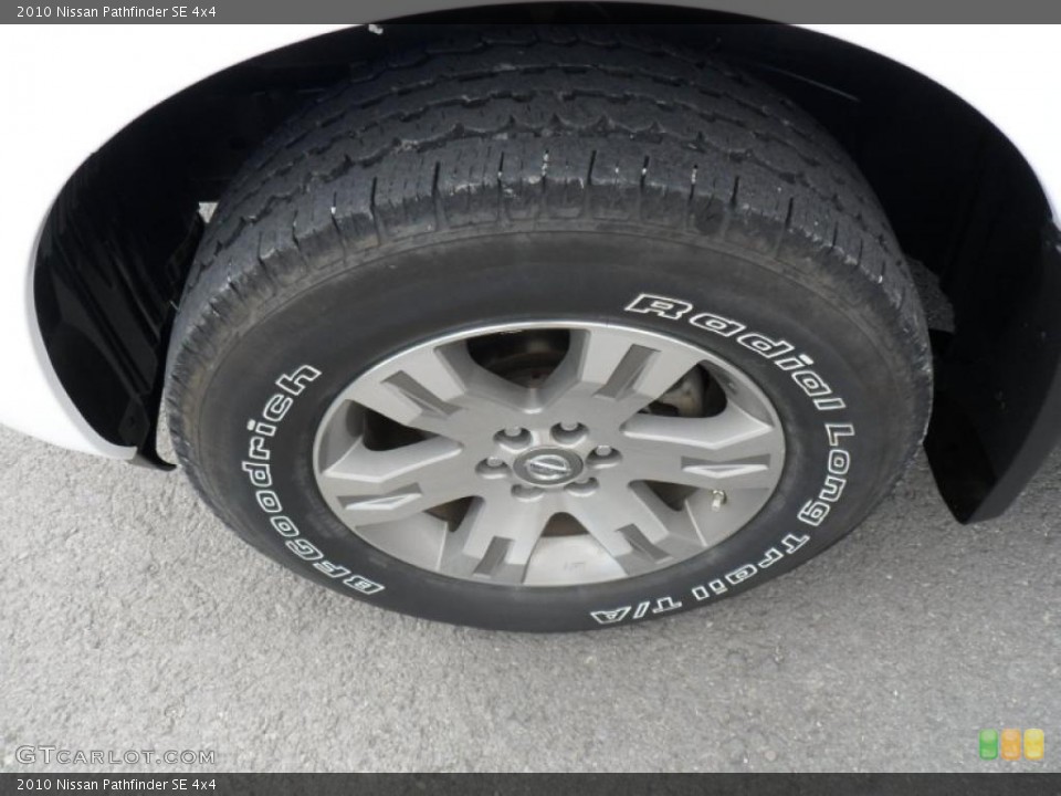 2010 Nissan Pathfinder SE 4x4 Wheel and Tire Photo #49645925