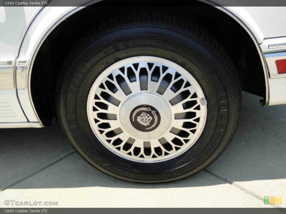 1990 Cadillac Seville STS Wheel and Tire Photo #49647848