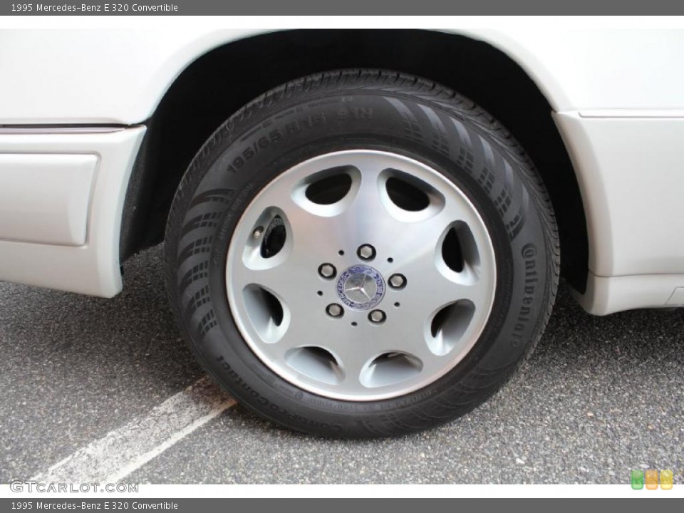 1995 Mercedes-Benz E 320 Convertible Wheel and Tire Photo #49664789
