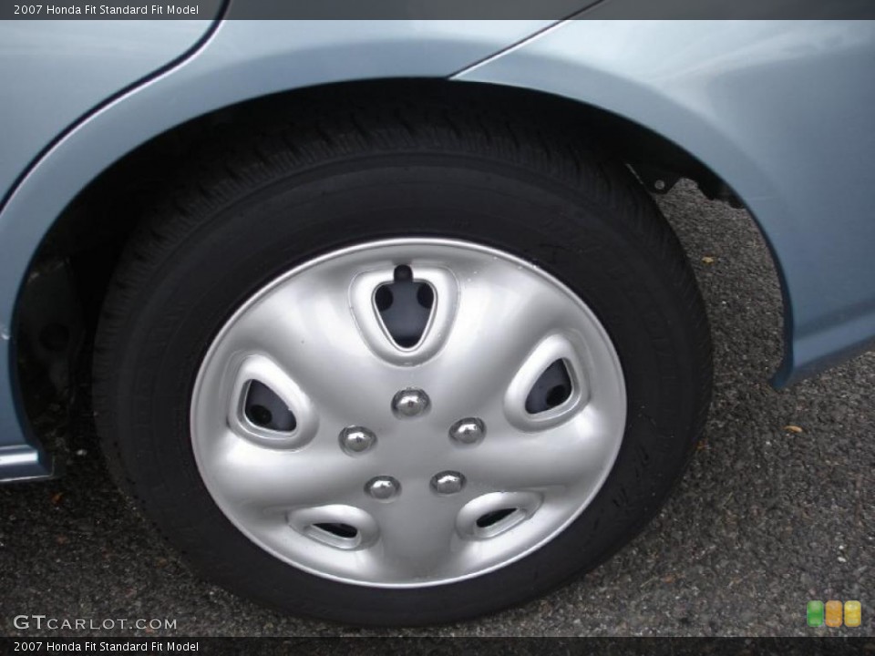 2007 Honda Fit  Wheel and Tire Photo #49671618