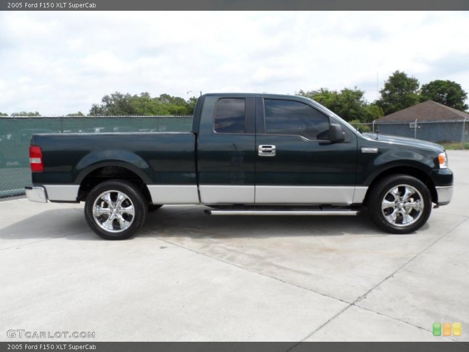 2005 Ford F150 Custom Wheel and Tire Photo #49692798