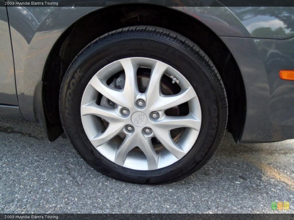 2009 Hyundai Elantra Touring Wheel and Tire Photo #49715578