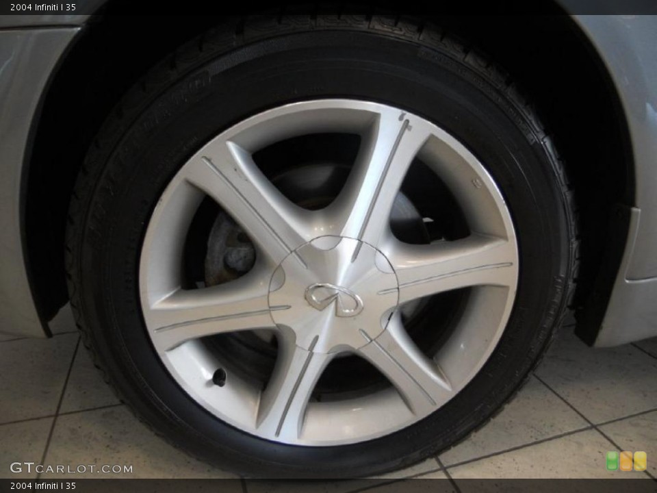 2004 Infiniti I 35 Wheel and Tire Photo #49735447