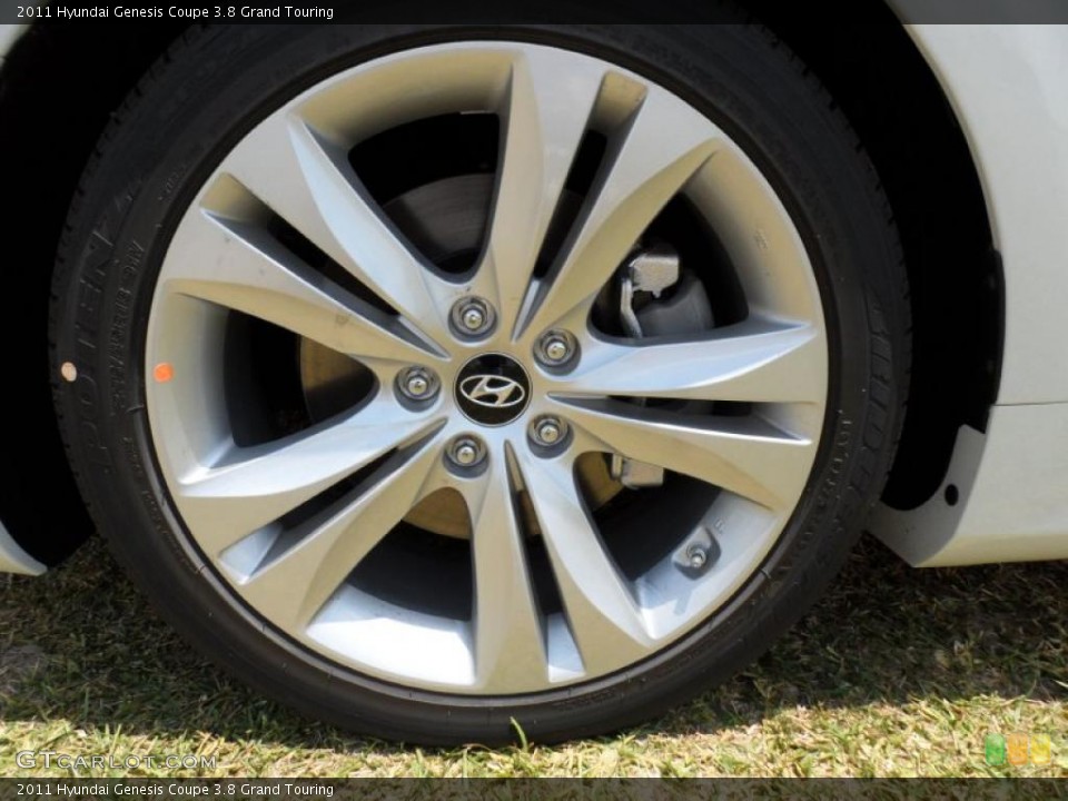 2011 Hyundai Genesis Coupe 3.8 Grand Touring Wheel and Tire Photo #49769044