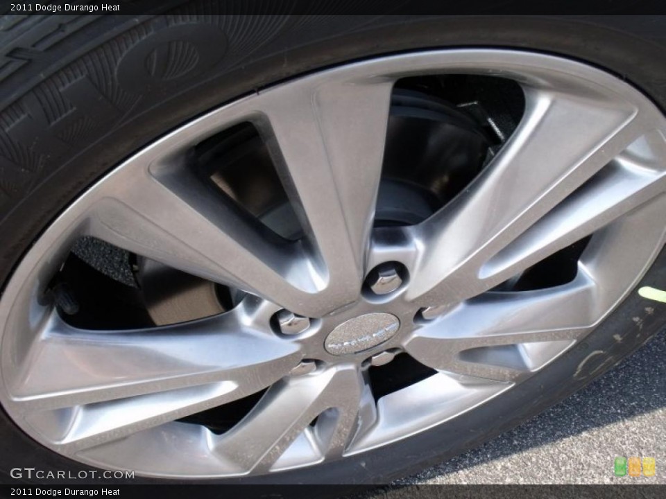 2011 Dodge Durango Heat Wheel and Tire Photo #49780130