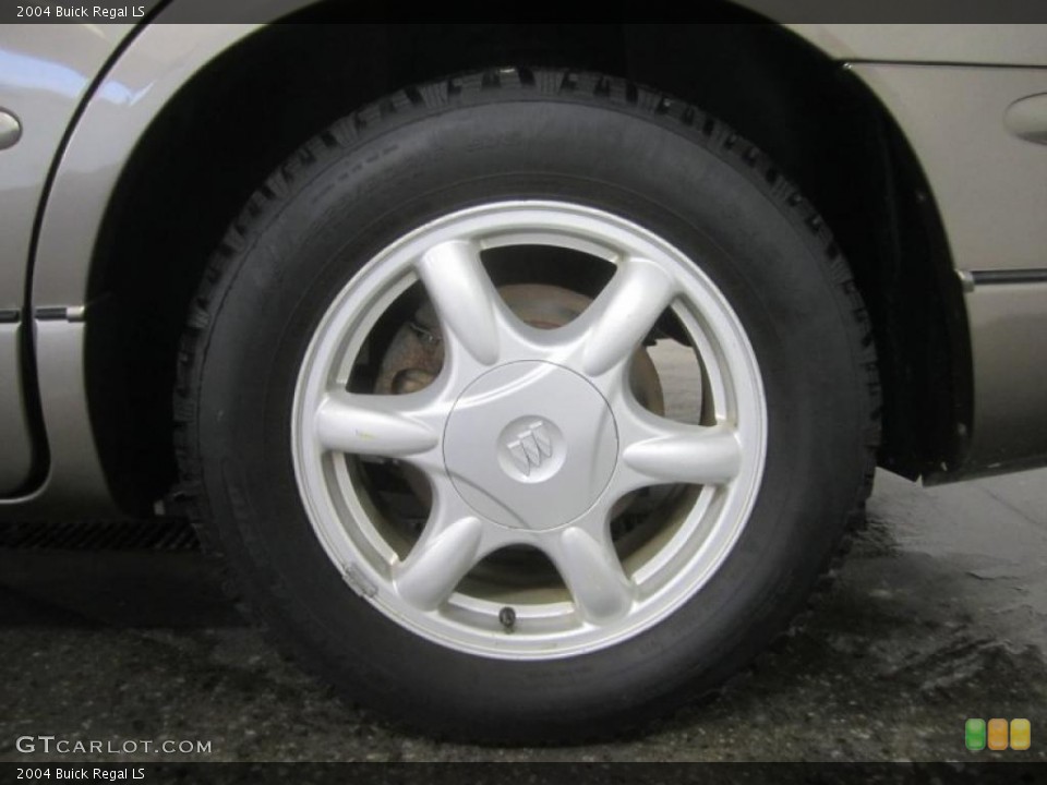 2004 Buick Regal LS Wheel and Tire Photo #49794371