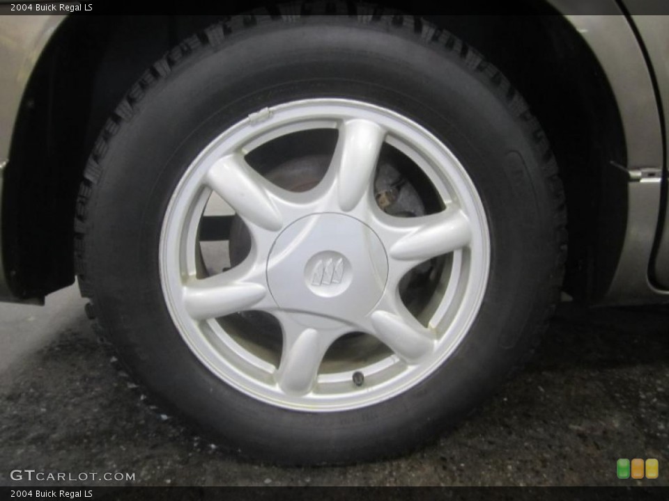 2004 Buick Regal LS Wheel and Tire Photo #49794422
