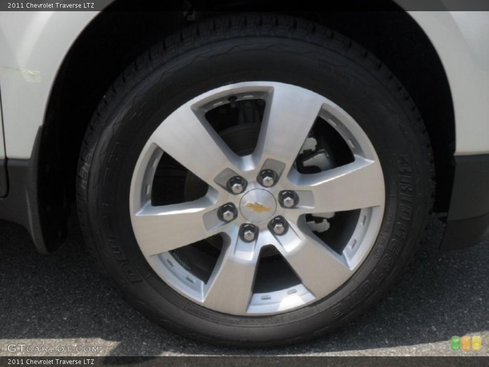 2011 Chevrolet Traverse LTZ Wheel and Tire Photo #49803423