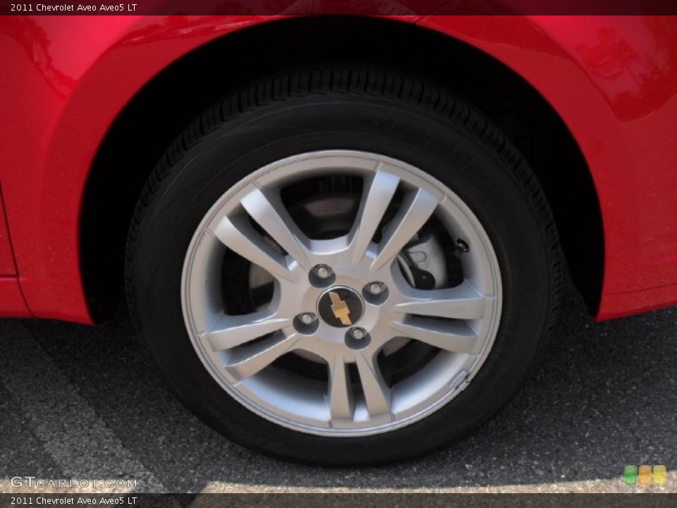 2011 Chevrolet Aveo Aveo5 LT Wheel and Tire Photo #49806156
