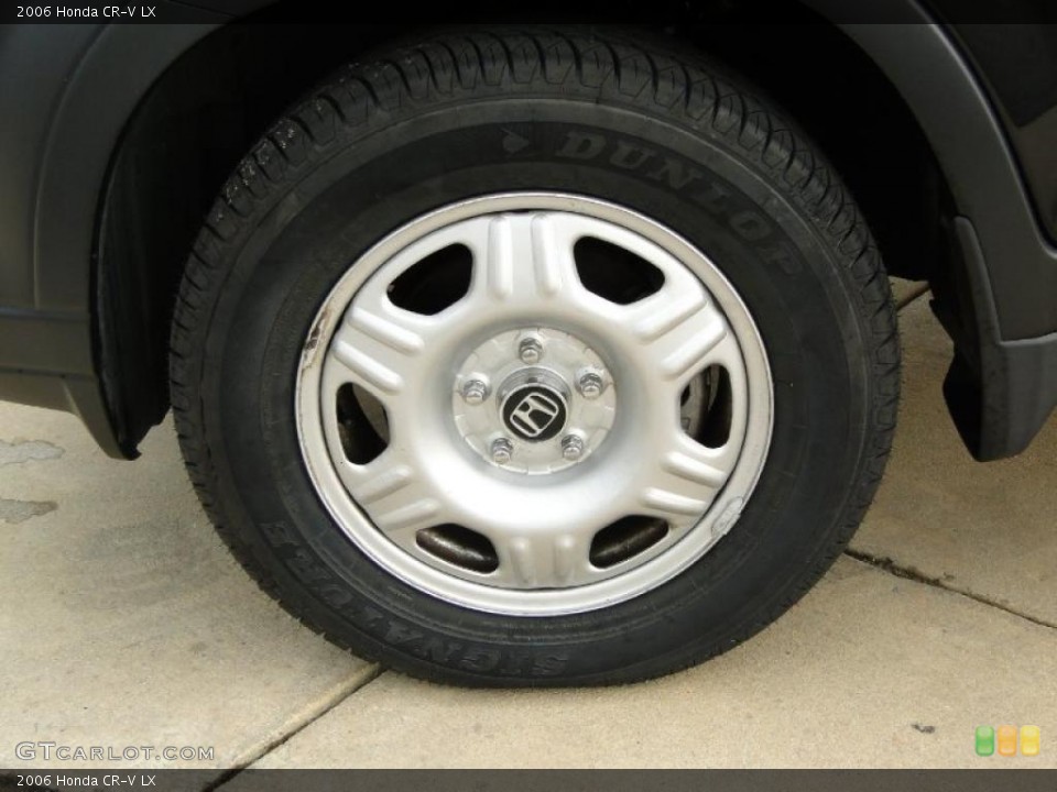2006 Honda CR-V LX Wheel and Tire Photo #49815165