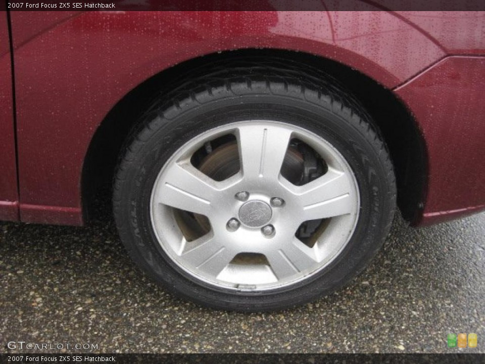 2007 Ford Focus ZX5 SES Hatchback Wheel and Tire Photo #49817067