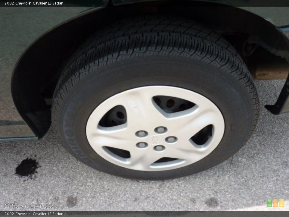 2002 Chevrolet Cavalier LS Sedan Wheel and Tire Photo #49817838
