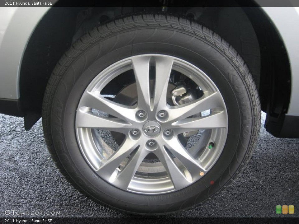 2011 Hyundai Santa Fe SE Wheel and Tire Photo #49870226