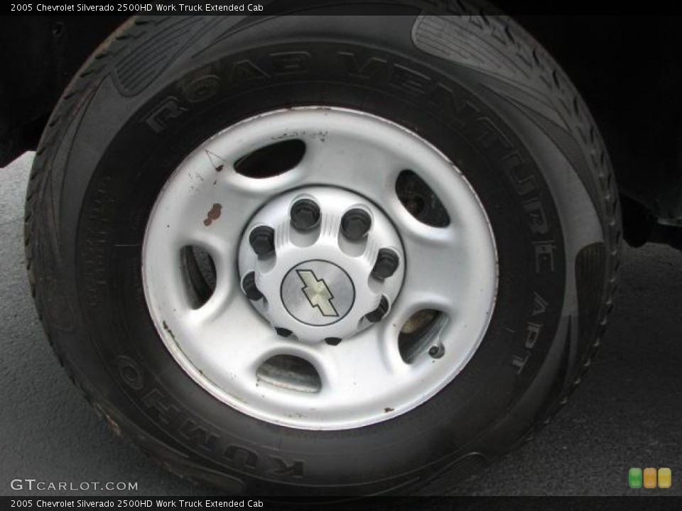 2005 Chevrolet Silverado 2500HD Work Truck Extended Cab Wheel and Tire Photo #49921468