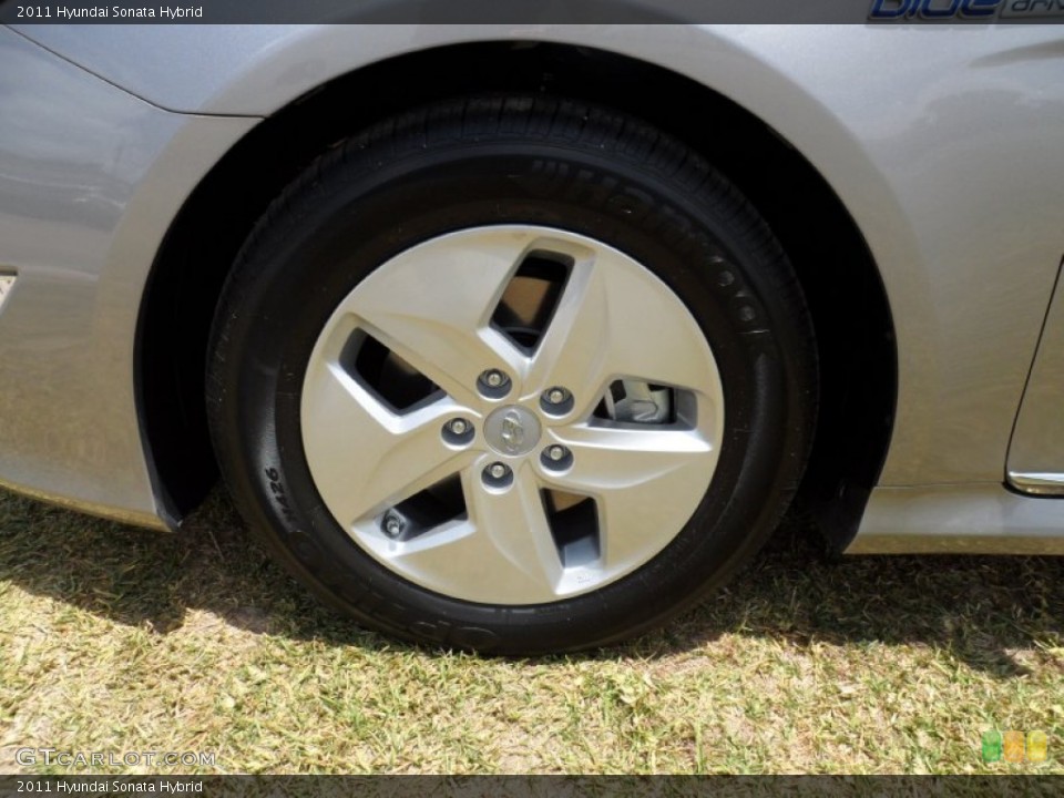 2011 Hyundai Sonata Hybrid Wheel and Tire Photo #49947602