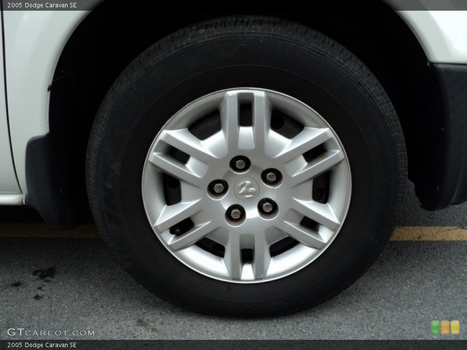 2005 Dodge Caravan SE Wheel and Tire Photo #49952597