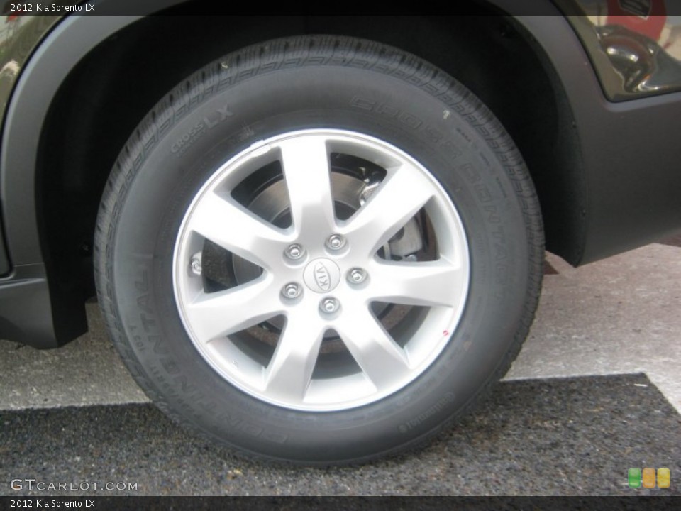 2012 Kia Sorento LX Wheel and Tire Photo #49993330